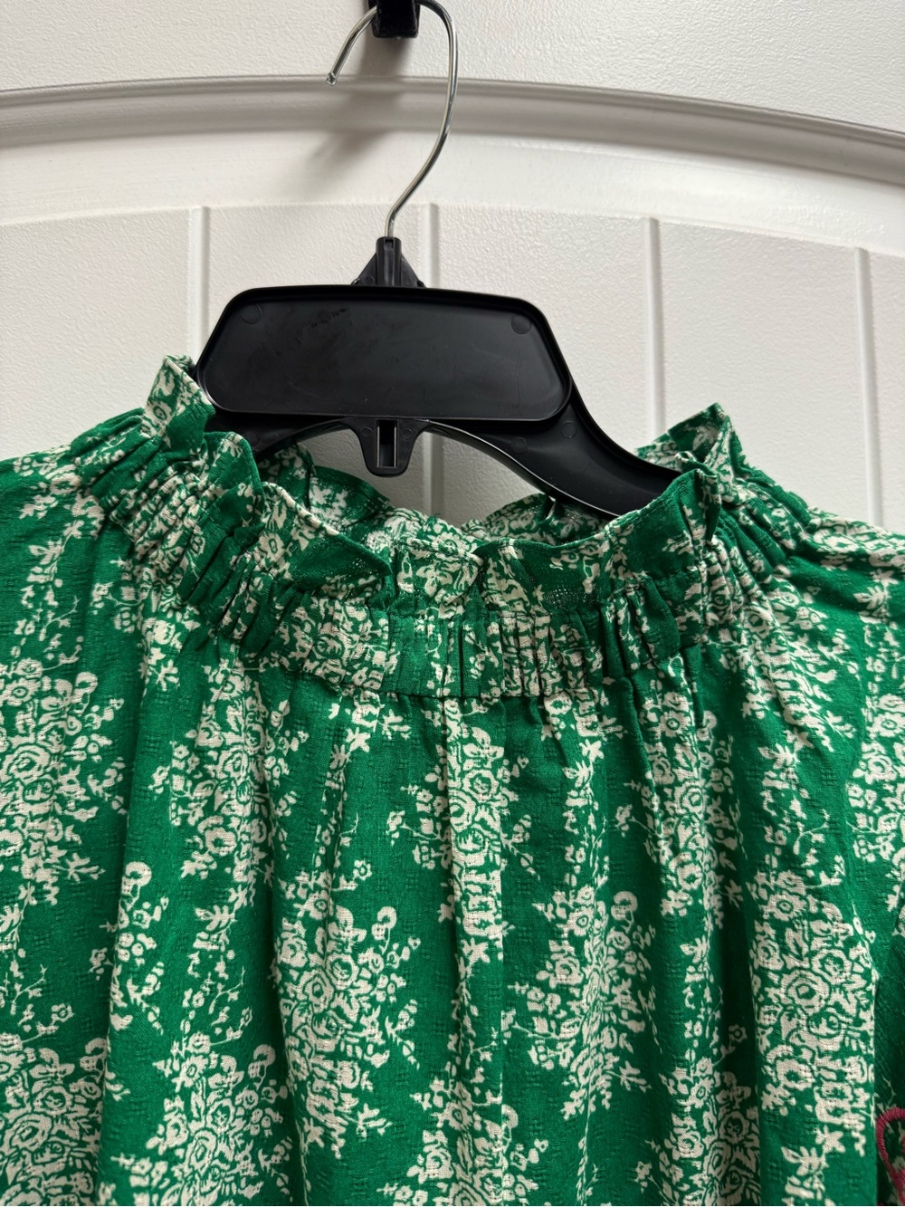 THML Green Floral Pink Embroidered Lace Sleeve Boho Blouse Small NWOT - Picture 4 of 11